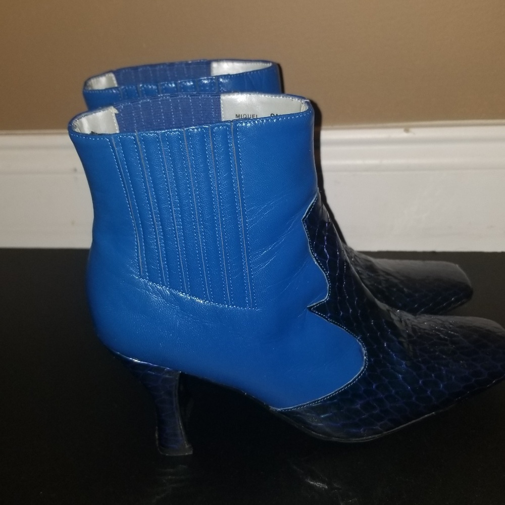 Shoes - Picture 3 of 4